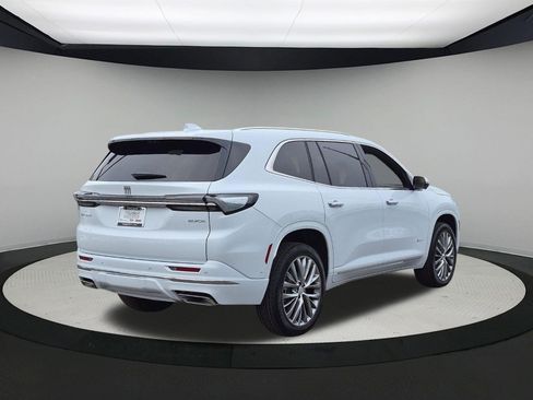 New 2026 Buick Enclave Avenir w/ Super Cruise Package FWD image 8