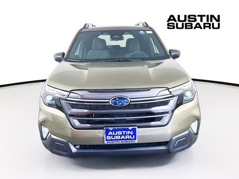 New 2026 Subaru Forester Touring AWD/4WD image 3