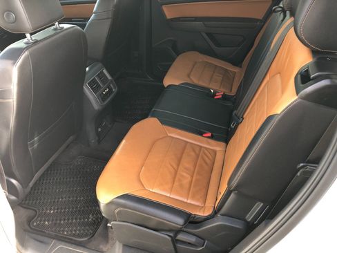 Used 2018 Volkswagen Atlas SEL Premium image 26