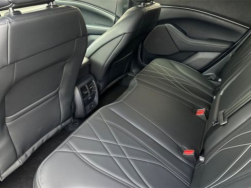 Certified 2022 Ford Mustang Mach-E Select image 12