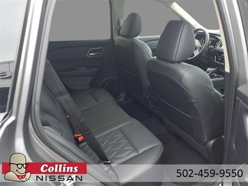 Certified 2025 Nissan Rogue Platinum w/ Platinum Premium Package image 11