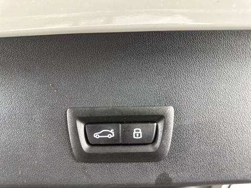 Used 2025 BMW X3 xDrive30i w/ Convenience Package image 23