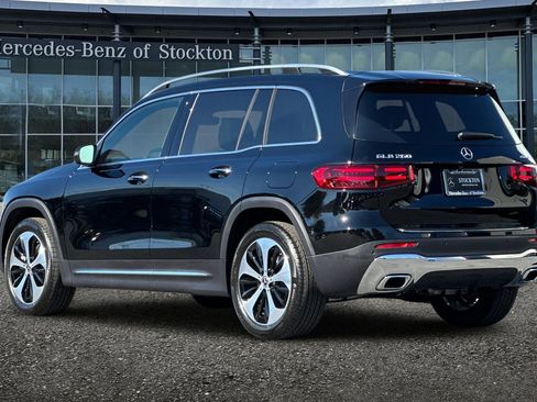 New 2026 Mercedes-Benz GLB 250 4MATIC image 6
