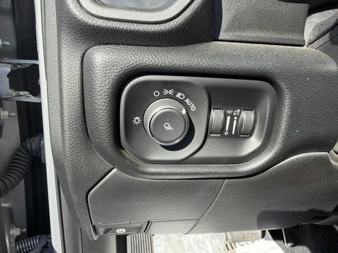 Used 2019 RAM 2500 Tradesman AWD/4WD image 25