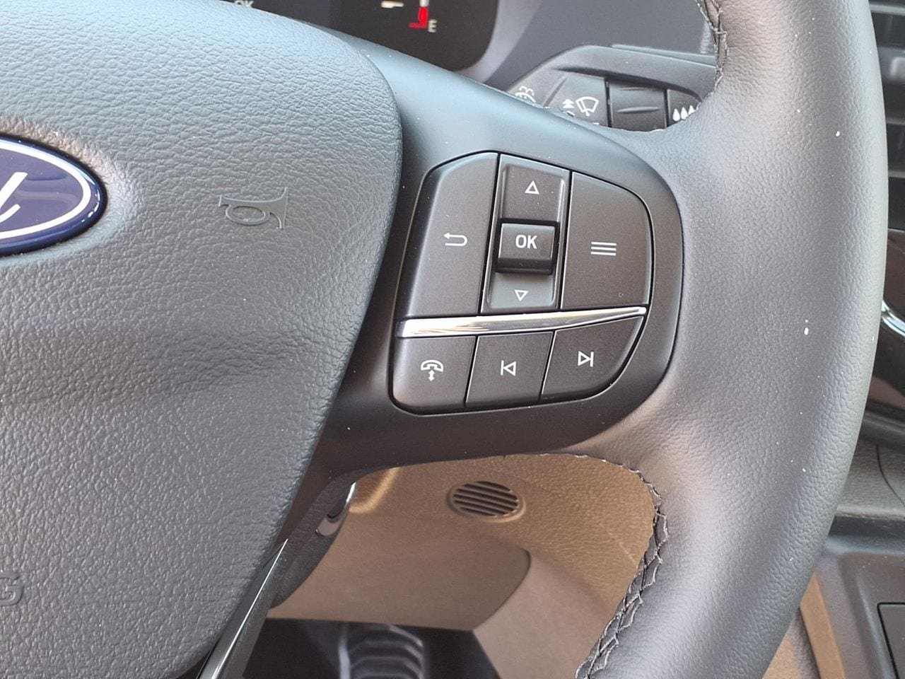 New 2026 Ford Transit 350 XLT RWD image 16