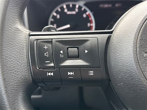 Used 2021 Nissan Rogue SV image 31