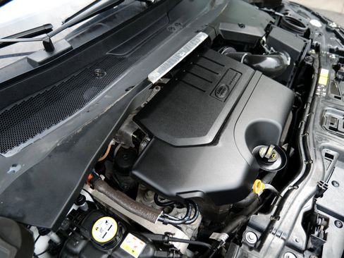 Used 2021 Land Rover Discovery Sport S image 53