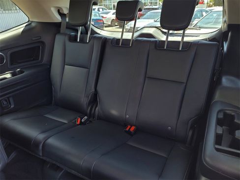 Used 2023 Subaru Ascent Limited w/ Technology Package image 21