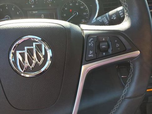 Certified 2022 Buick Encore Preferred w/ Safety Package image 18