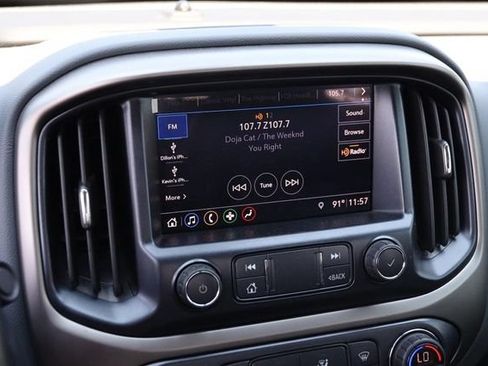 Used 2019 Chevrolet Colorado Z71 w/ Z71 Midnight Edition AWD/4WD image 15