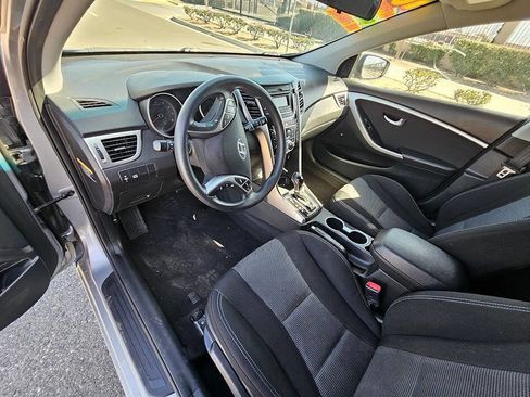 Used 2016 Hyundai Elantra GT image 10