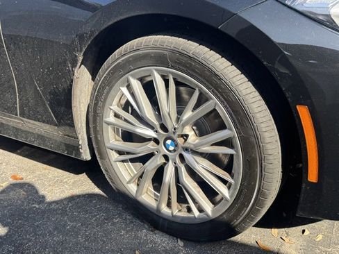 Used 2023 BMW 330i Sedan w/ Convenience Package image 9