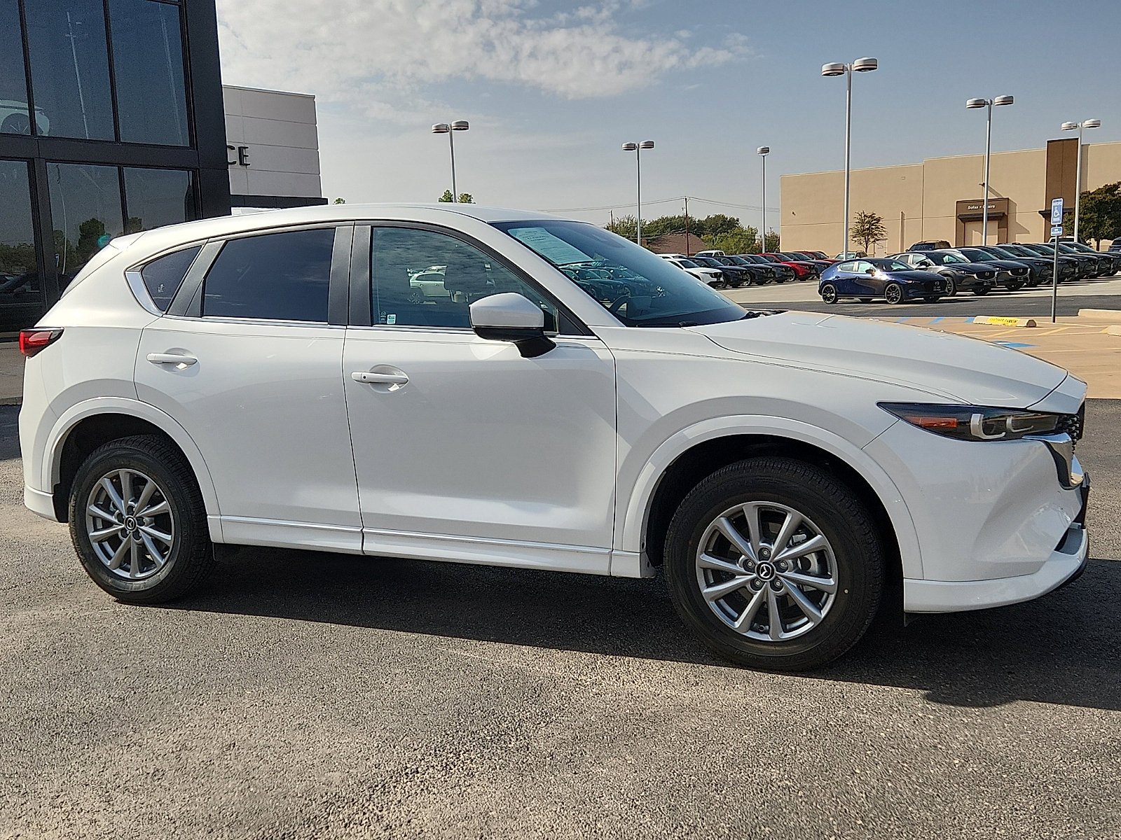 Used 2025 MAZDA CX-5 AWD 2.5 S w/ Select Package image 6