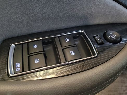 Used 2019 Chevrolet Impala LS FWD image 27