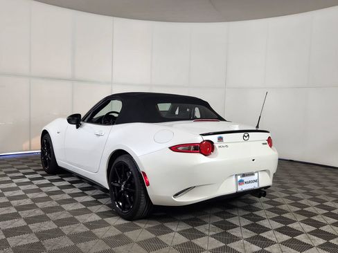 Used 2023 MAZDA MX-5 Miata Club w/ Interior Package RWD image 5