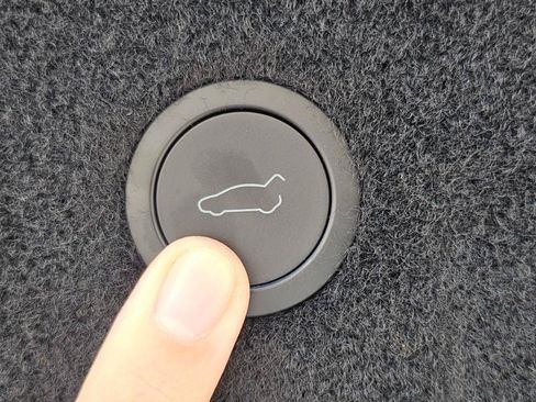 Used 2023 Tesla Model S Plaid AWD/4WD image 79