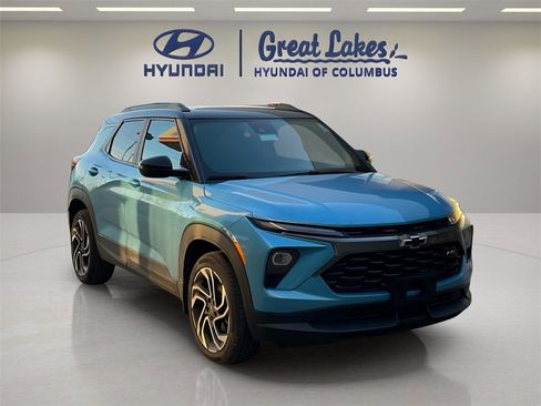 Used 2025 Chevrolet TrailBlazer RS w/ Convenience Package image 7