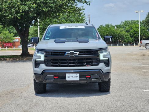 Used 2024 Chevrolet Silverado 1500 LT Trail Boss w/ LT Trail Boss Premium Package AWD/4WD image 31
