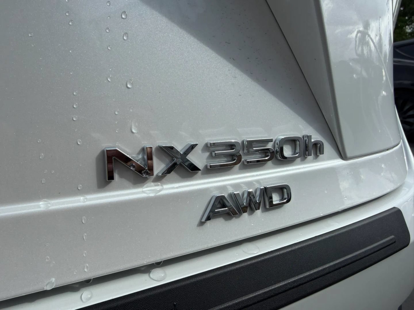 Used 2025 Lexus NX 350h AWD w/ Cold Area Package image 13