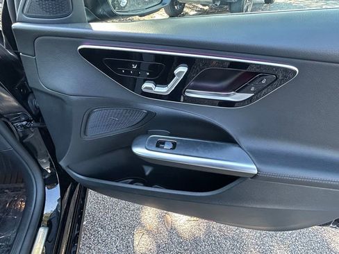 Used 2025 Mercedes-Benz C 300 4MATIC Sedan image 31