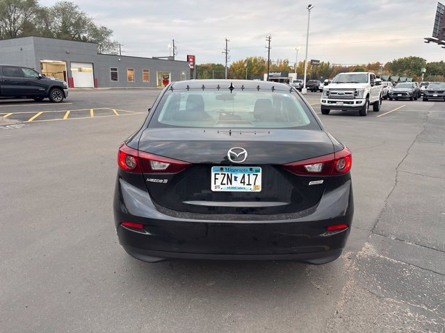 Used 2018 MAZDA MAZDA3 Sport w/ Preferred Equipment Package FWD image 7