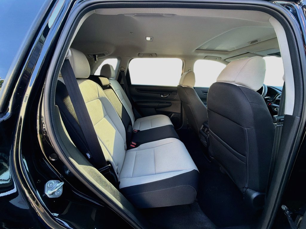 Certified 2025 Honda CR-V EX image 28