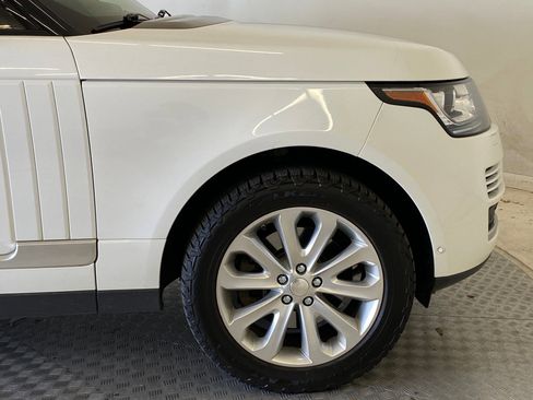 Used 2014 Land Rover Range Rover HSE image 10