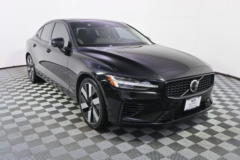 Used 2023 Volvo S60 T8 Plus w/ Climate Package AWD/4WD image 9