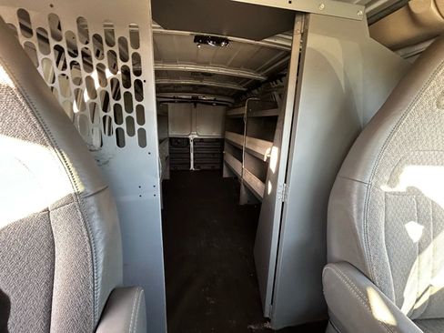 Used 2017 Chevrolet Express 2500 image 26