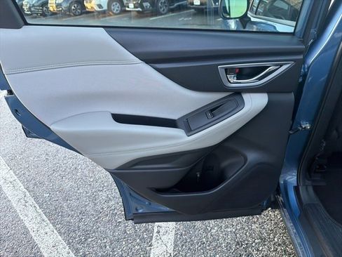 Used 2023 Subaru Forester Premium image 32