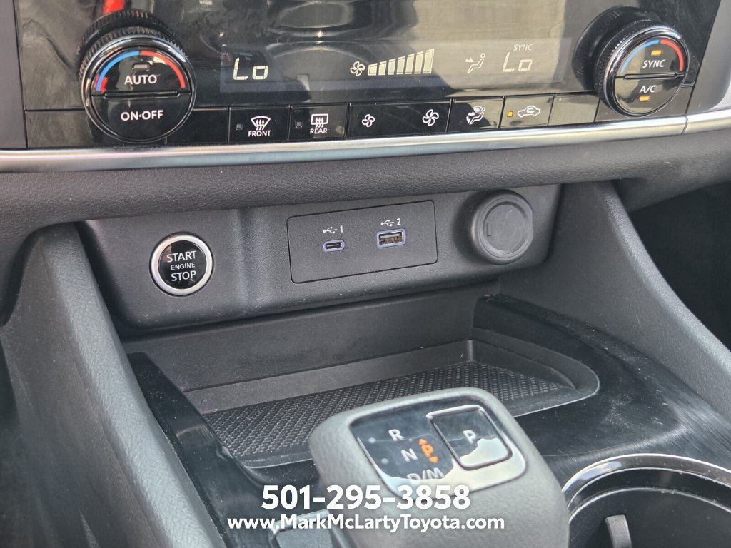 Used 2023 Nissan Rogue SV FWD image 19