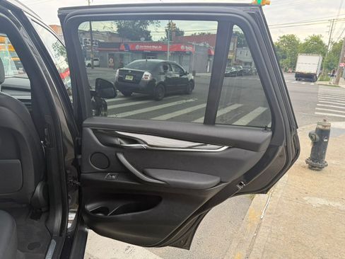 Used 2018 BMW X5 xDrive35i AWD/4WD image 25