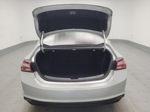 Used 2020 Chevrolet Malibu LT FWD image 29