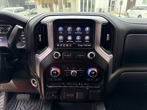 Used 2020 GMC Sierra 1500 SLT w/ SLT Premium Package AWD/4WD image 28