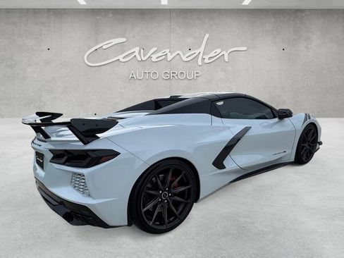 Used 2023 Chevrolet Corvette Stingray w/ Z51 Performance Package image 16