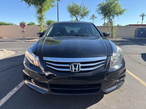 Used 2011 Honda Accord EX-L image 2