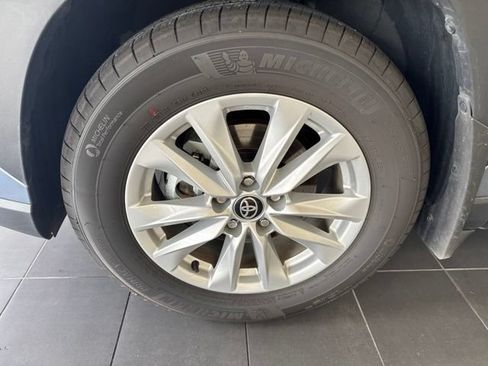 Certified 2026 Toyota Corolla Cross LE FWD image 2