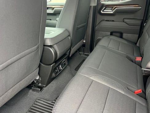 New 2026 GMC Sierra 1500 Elevation image 9