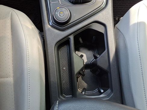 Used 2021 Volkswagen Tiguan SE w/ Panoramic Sunroof Package AWD/4WD image 14