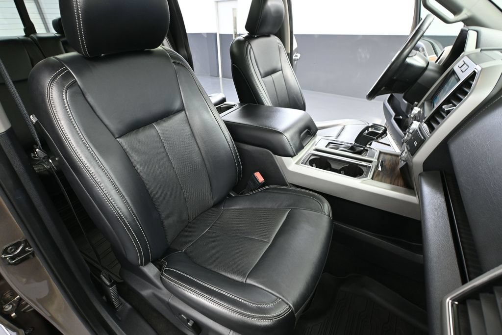 Used 2019 Ford F150 Lariat w/ Equipment Group 502A Luxury AWD/4WD image 41