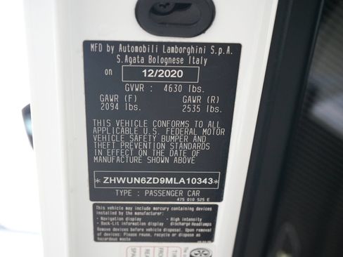 Used 2021 Lamborghini Aventador SVJ AWD/4WD image 37