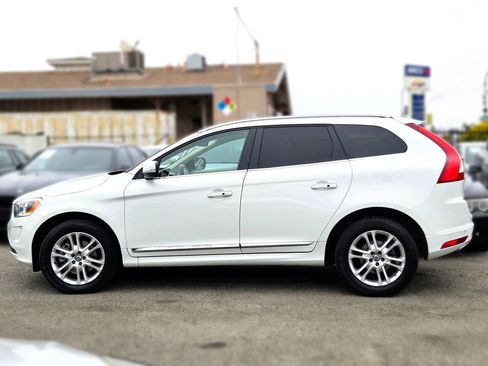 Used 2016 Volvo XC60 T5 Premier FWD image 4