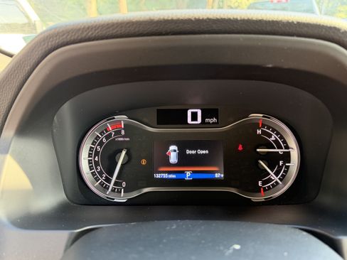 Used 2016 Honda Pilot Touring image 21