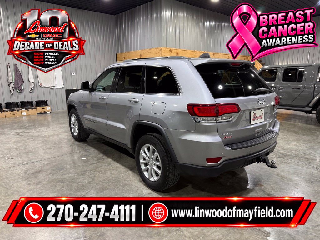 Used 2021 Jeep Grand Cherokee Laredo AWD/4WD image 3