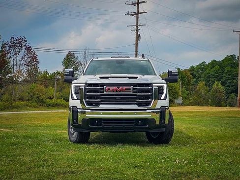 New 2025 GMC Sierra 2500 SLT w/ SLT Premium Package image 12
