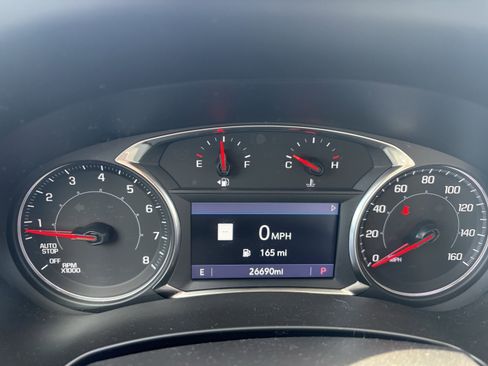 Used 2022 GMC Terrain AT4 w/ Infotainment Package II image 11