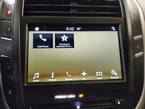 Used 2016 Lincoln MKC Reserve image 25