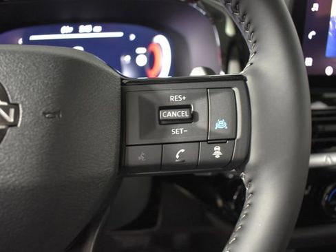 New 2026 Nissan Pathfinder SL AWD/4WD image 17