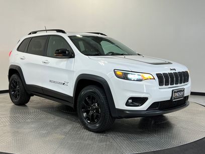 Used 2022 Jeep Cherokee Latitude w/ Sun & Sound Group