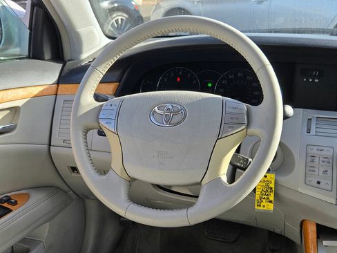Used 2006 Toyota Avalon XLS FWD image 21